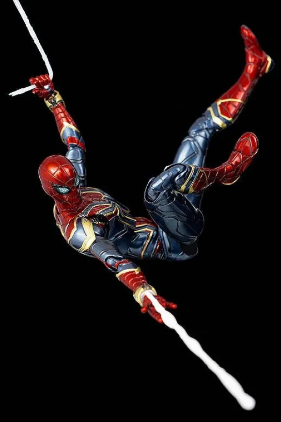 1/12 Infinity Saga: DLX Iron Spider
