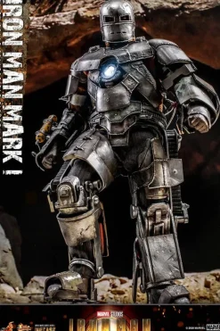 1/6 Movie Masterpiece Diecast - Fully Poseable Figure: Iron Man - Mark 1