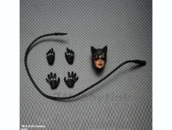 Batman Arkham City Play Arts Kai: Cat Woman
