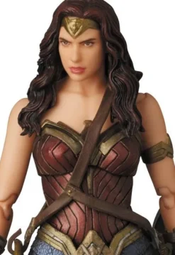 Batman V Superman: Dawn of Justice MAFEX Wonder Woman