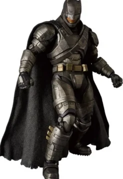 Batman V Superman: Dawn of Justice MAFEX Armored Batman