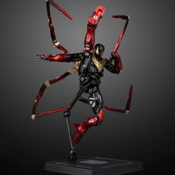 Fighting Armor Iron Spider (Miles Morales)