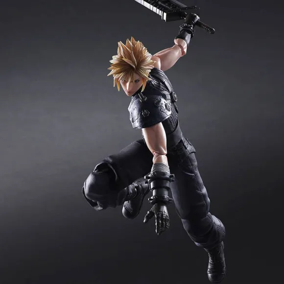 Final Fantasy VII Remake Play Arts Kai: Cloud Strife