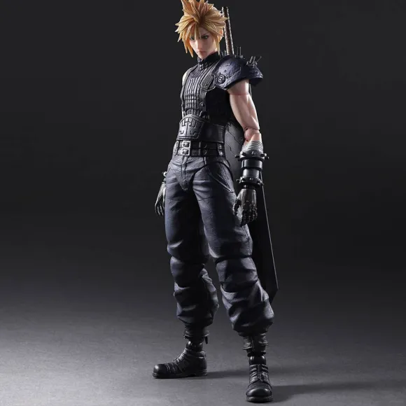 Final Fantasy VII Remake Play Arts Kai: Cloud Strife