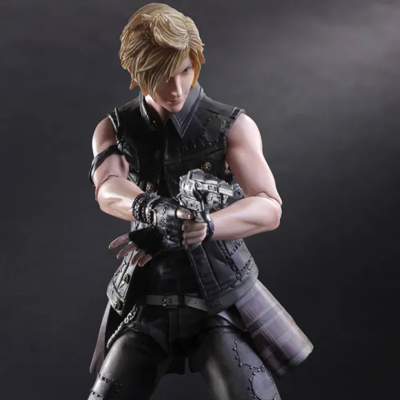 Final Fantasy XV Play Arts Kai: Prompto
