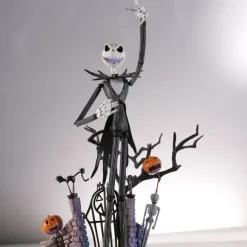 Legacy of Revoltech JACK SKELLINGTON (Phosphorescent Paint Ver.)