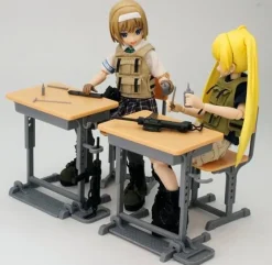 1/12 LittleArmory [LD011] Desk for Designated Defense High School & Grease Gun Set