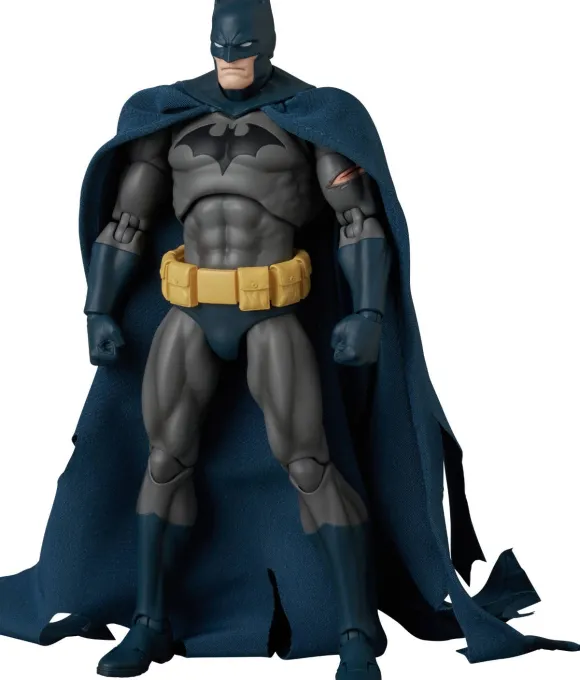 MAFEX Batman Damage Ver. (Batman: Hush Ver.)