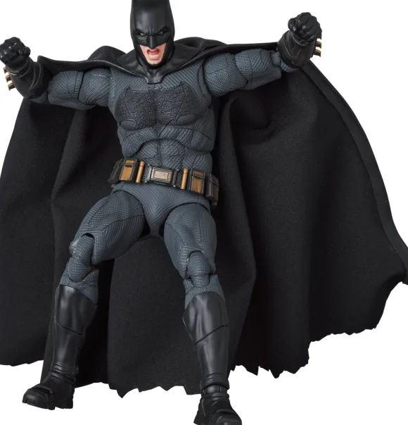 MAFEX Batman (Zack Snyder's Justice League Ver.)