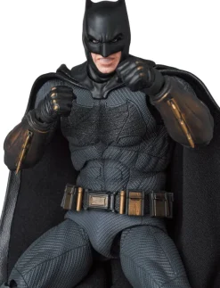MAFEX Batman (Zack Snyder's Justice League Ver.)