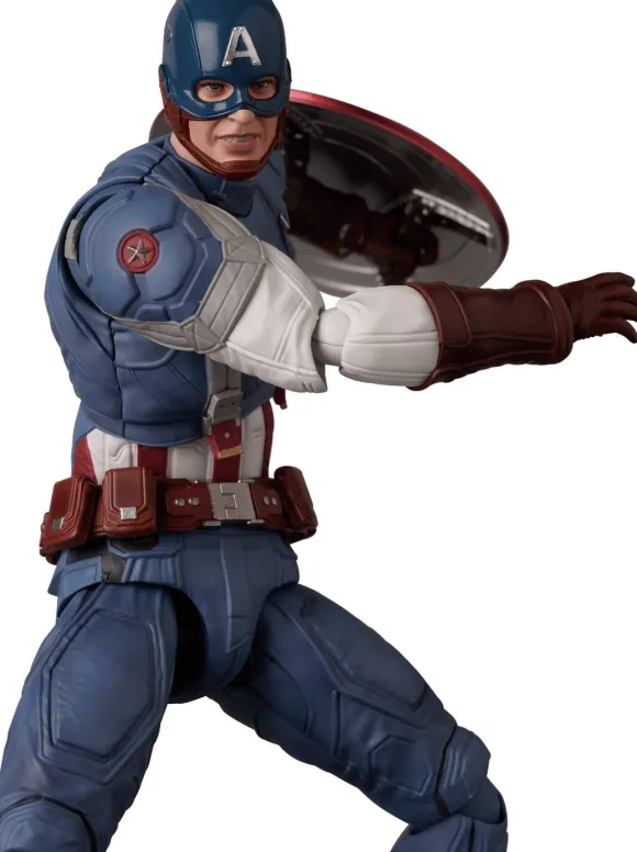 MAFEX Captain America (Classic Suit)