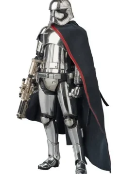 MAFEX Captain Phasma (Star Wars: The Force Awakens)