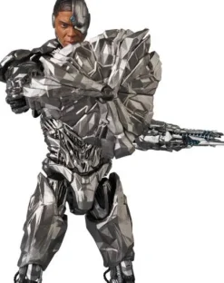 MAFEX Cyborg (Justice League)