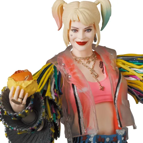 MAFEX Harley Quinn (Caution Tape Jacket Ver)