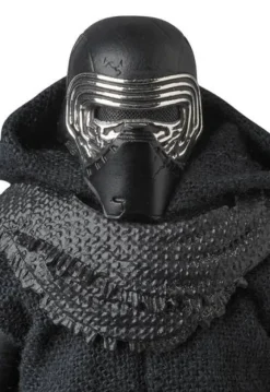 MAFEX Kylo Ren (Star Wars: The Force Awakens)