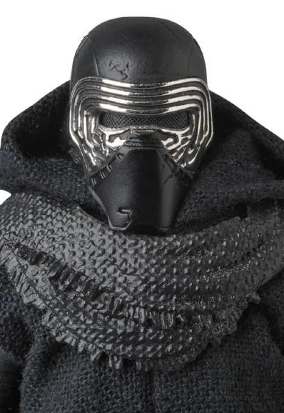 MAFEX Kylo Ren (Star Wars: The Force Awakens)