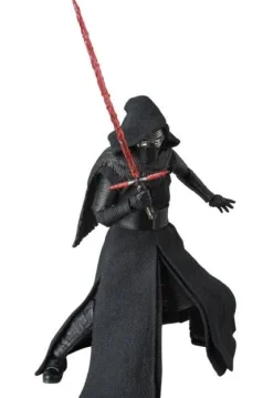 MAFEX Kylo Ren (Star Wars: The Force Awakens)
