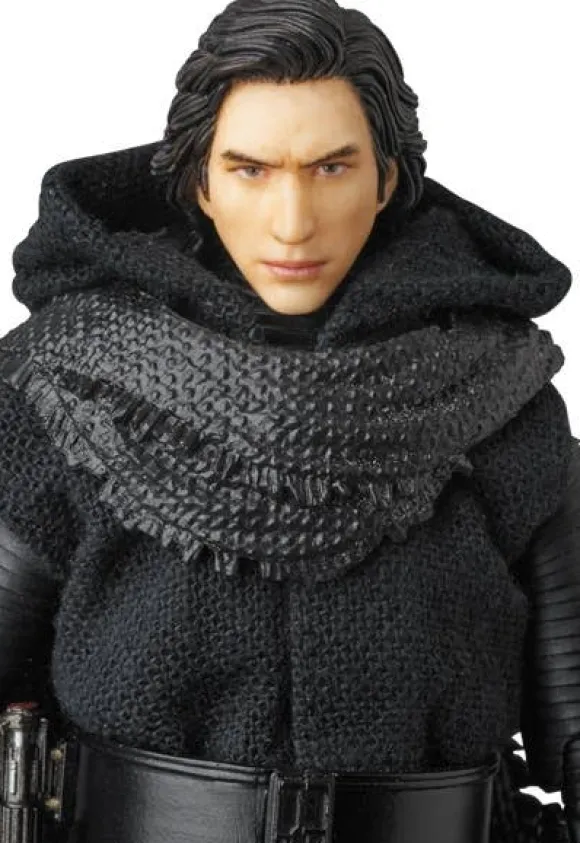 MAFEX Kylo Ren (Star Wars: The Force Awakens)