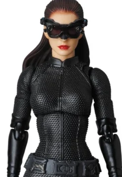 MAFEX Selina Kyle Ver. 2.0 - The Dark Knight Rises