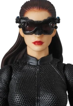 MAFEX Selina Kyle Ver. 2.0 - The Dark Knight Rises