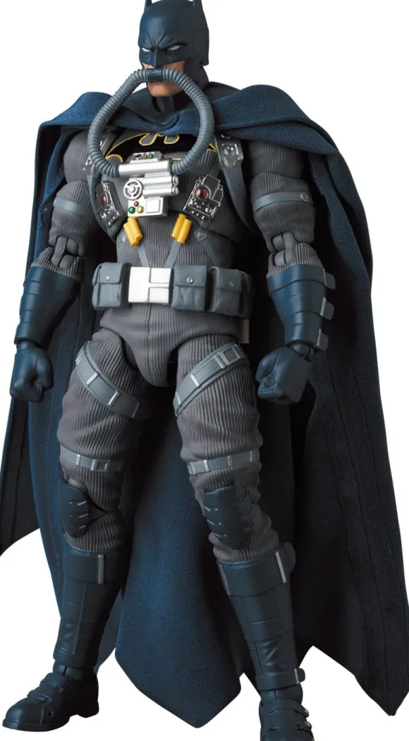 MAFEX Stealth Jumper Batman (Batman: Hush Ver.)