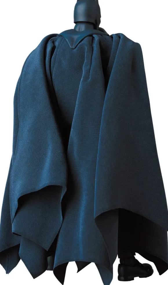MAFEX Stealth Jumper Batman (Batman: Hush Ver.)