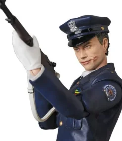 MAFEX The Dark Knight - The Joker (Cop Ver.)