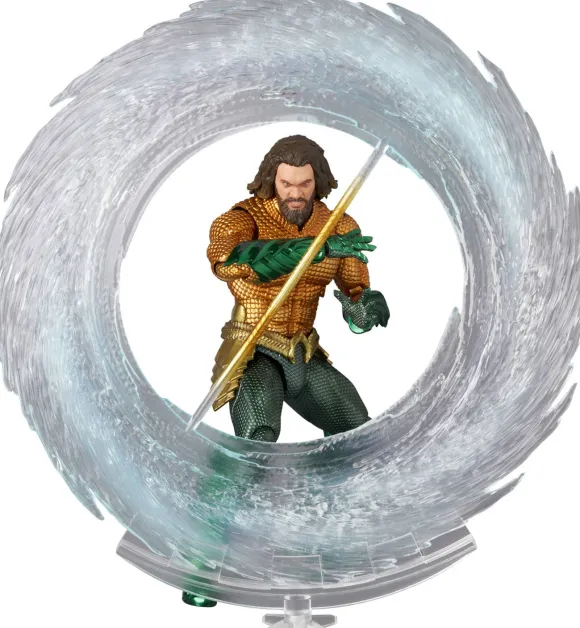 MAFEX Aquaman (Gold & Green Suit)