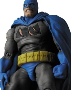MAFEX Batman (TDKR:The Dark Knight Triumphant)