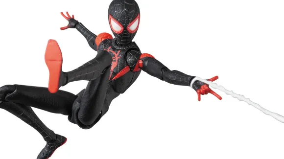 MAFEX Spider-Man (Miles Morales) Renewal Ver.