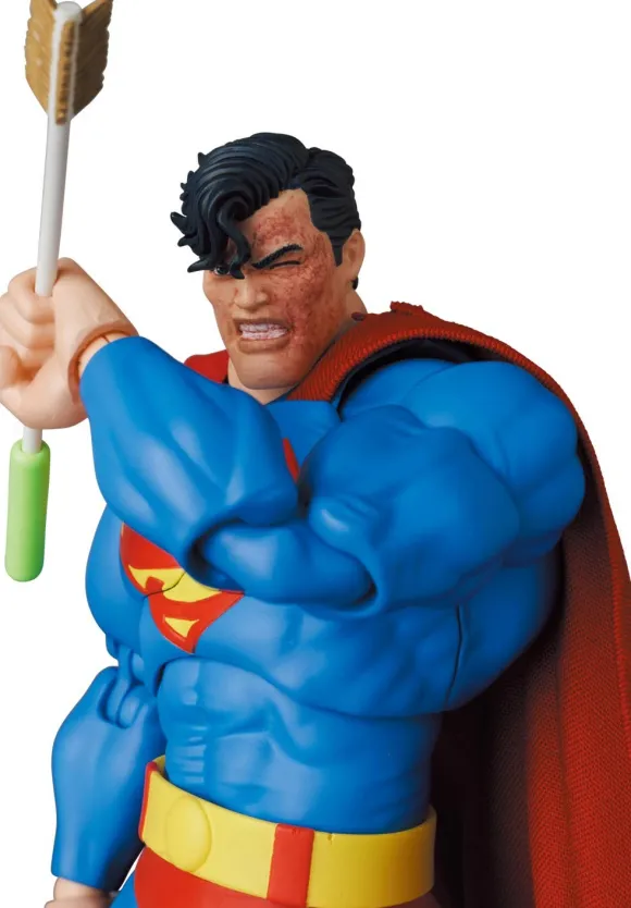 MAFEX Superman (The Dark Knight Returns)