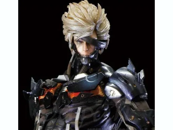 Metal Gear Play Arts Kai: Raiden