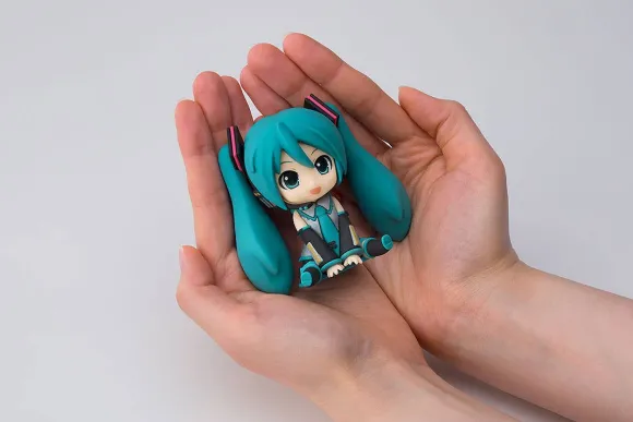 Nendoroid Plus: Hatsune Miku Rubber Mascot