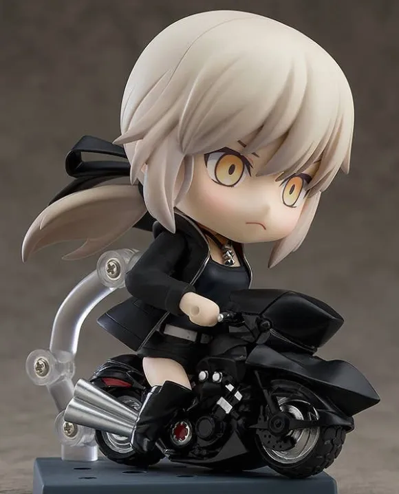 Nendoroid Saber Altria Pendragon (Alter) Shinjuku Ver. & Cuirassier Noir (Fate/Grand Order)