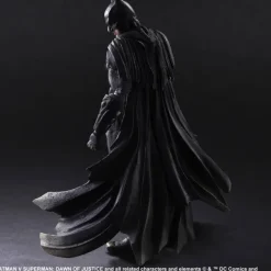 Play Arts Kai Batman v Superman: Dawn of Justice: Batman