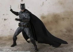 S.H.Figuarts Batman (JUSTICE LEAGUE)