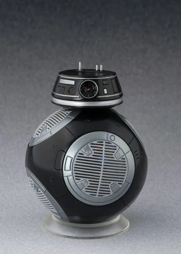 S.H.Figuarts First Order Stormtrooper & Captain Phasma with BB-9E