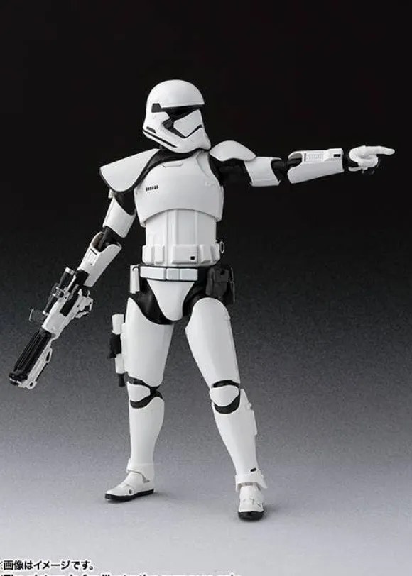 S.H.Figuarts First Order Stormtrooper & Captain Phasma with BB-9E