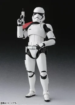 S.H.Figuarts First Order Stormtrooper & Captain Phasma with BB-9E