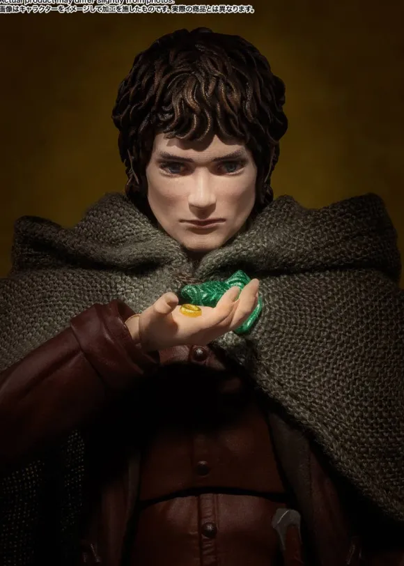 S.H.Figuarts Frodo Baggins & Gollum (The Lord of the Rings: The Fellowship of the Ring)