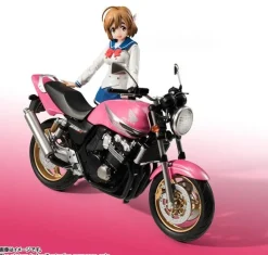 S.H.Figuarts Hane Sakura Uniform Ver & CB400 Super Four