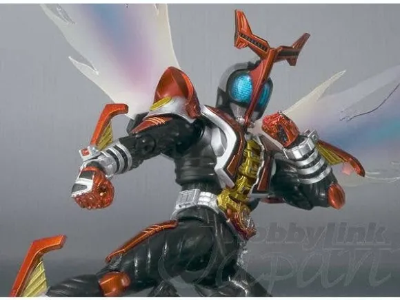 S.H.Figuarts Kamen Rider Kabuto Hyper Form