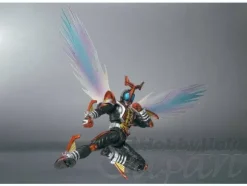 S.H.Figuarts Kamen Rider Kabuto Hyper Form