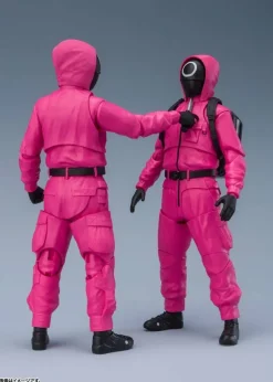 S.H.Figuarts Masked Worker / Masked Manager (Squid Game)