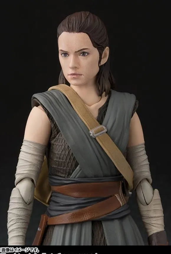 S.H.Figuarts Rey (Star Wars: The Last Jedi)