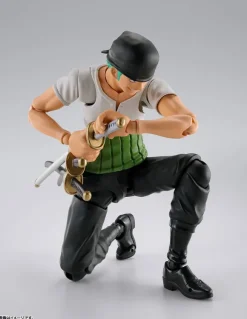S.H.Figuarts Roronoa Zoro -Romance Dawn-
