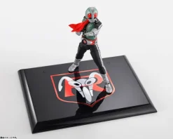 S.H.Figuarts (SHINKOCCHOU SEIHOU) Kamen Rider New No. 1 Legendary Showa Riders Edition (First Release)