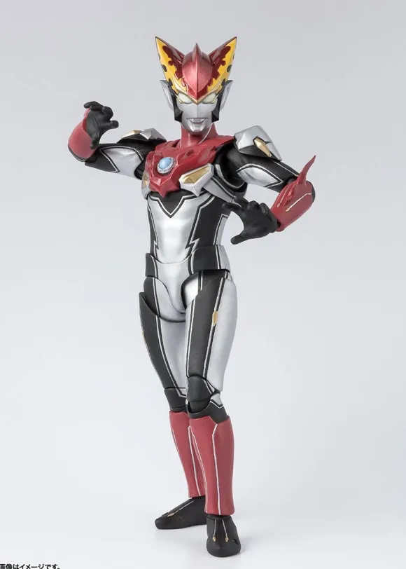 S.H.Figuarts Ultraman Rosso Flame